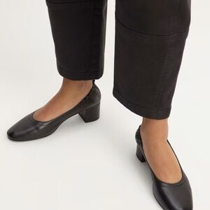 Black Everlane day heels 7.5